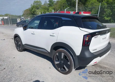 2025 Nissan Kicks Sr Intelligent Awd z USA, uszkodzony, nr VIN 3N8AP6DBXSL314232